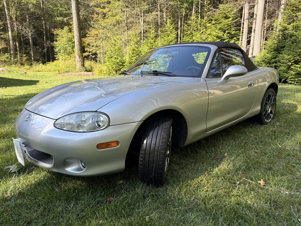 2004 Mazda NB MX-5 Miata - Image 2 of 31