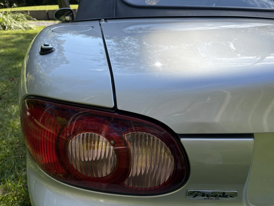 2004 Mazda NB MX-5 Miata - Image 30 of 31