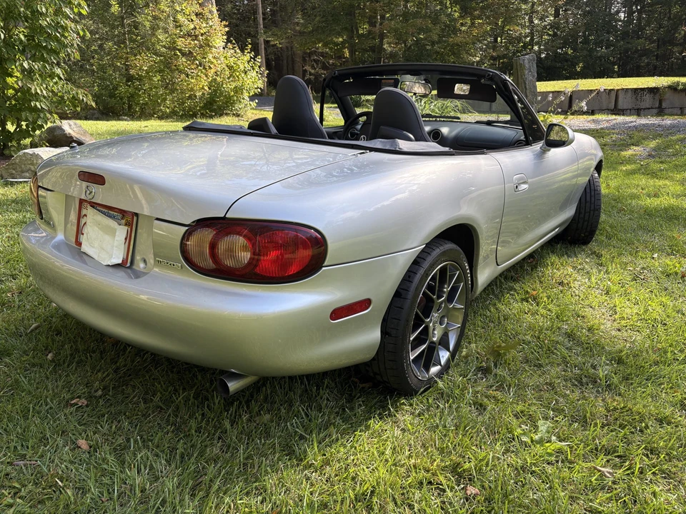 2004 Mazda NB MX-5 Miata - Image 7 of 31