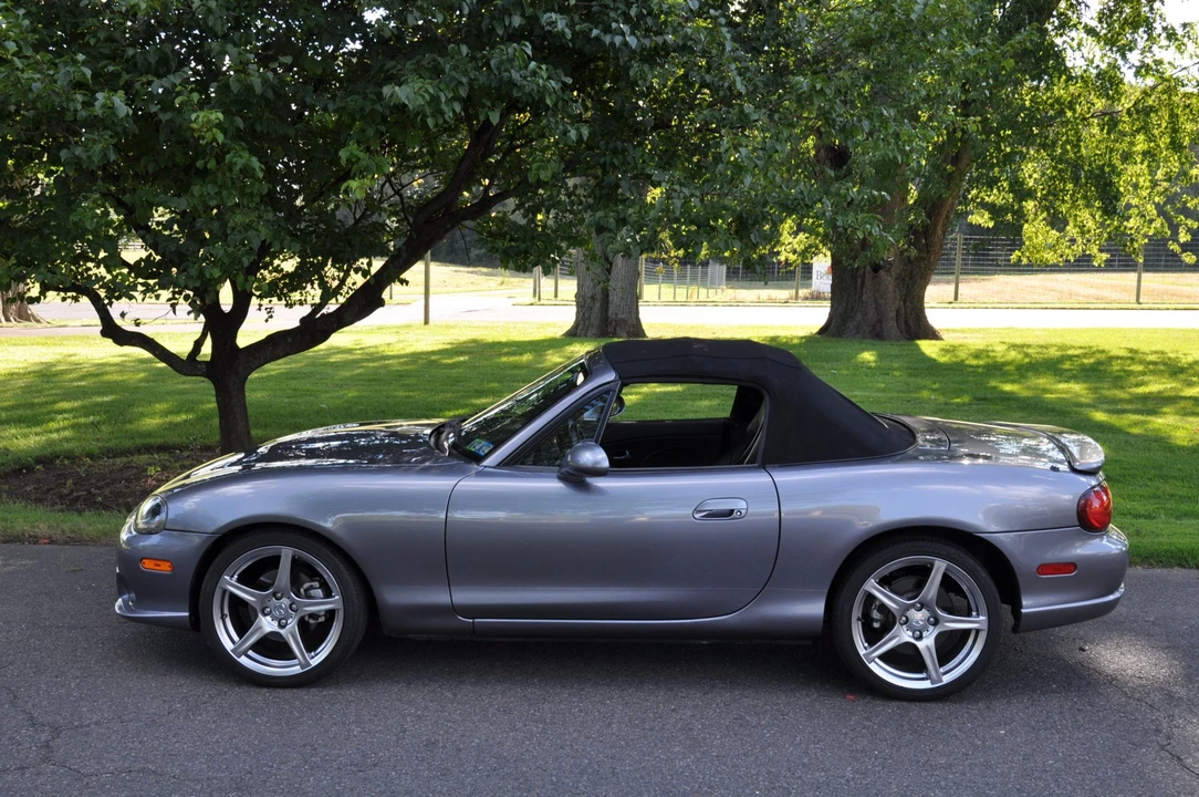 2004 Mazda NB Mazdaspeed MX-5 Miata - Image 21 of 31