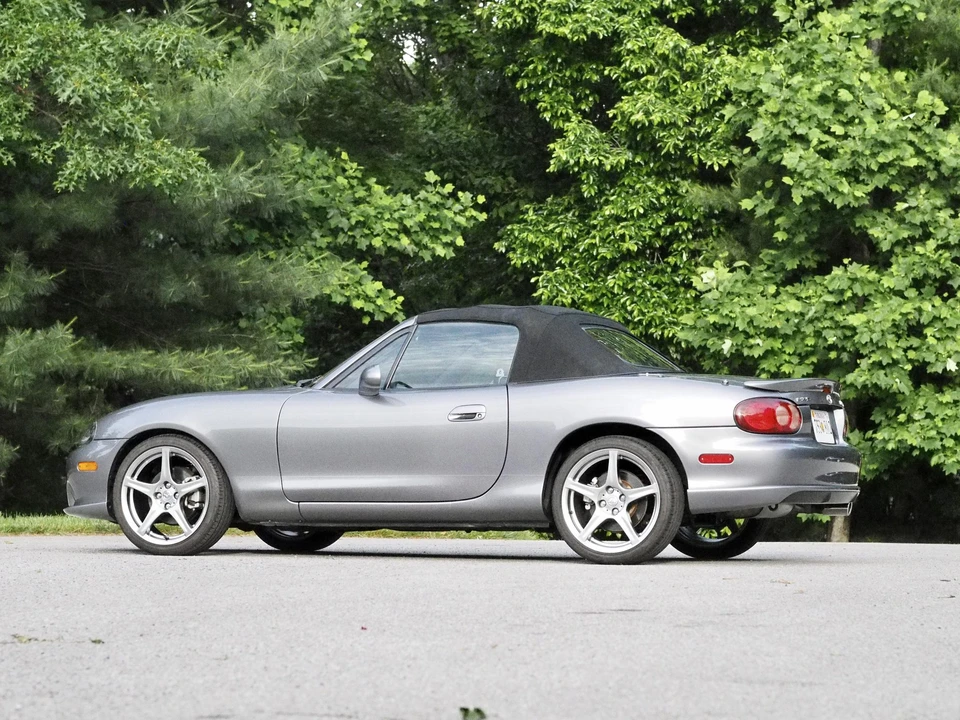 2004 Mazda NB Mazdaspeed MX-5 Miata - Image 17 of 31