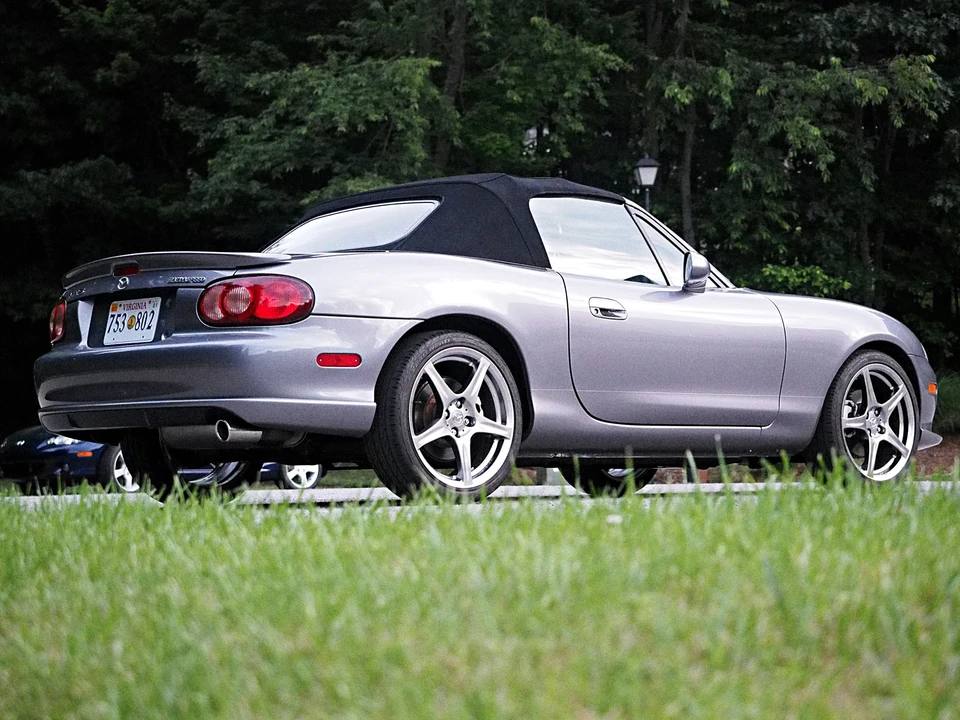 2004 Mazda NB Mazdaspeed MX-5 Miata - Image 20 of 31