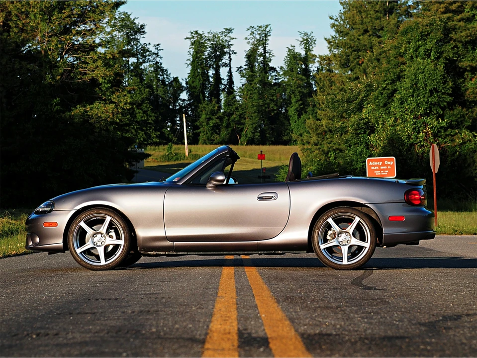 2004 Mazda NB Mazdaspeed MX-5 Miata - Image 5 of 31