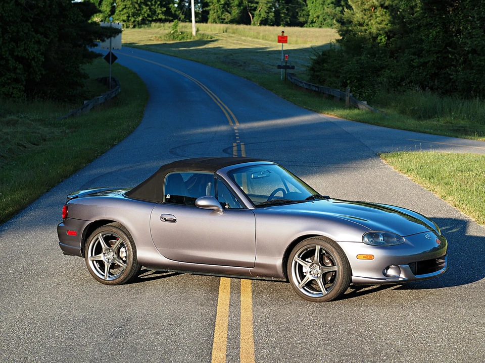 2004 Mazda NB Mazdaspeed MX-5 Miata - Image 11 of 31