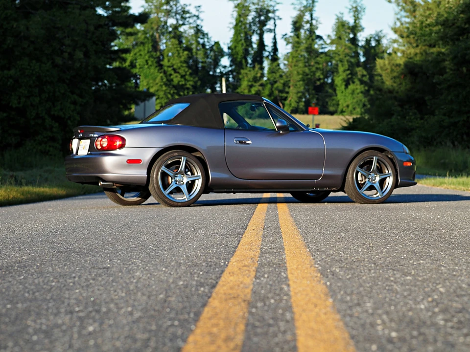 2004 Mazda NB Mazdaspeed MX-5 Miata - Image 7 of 31