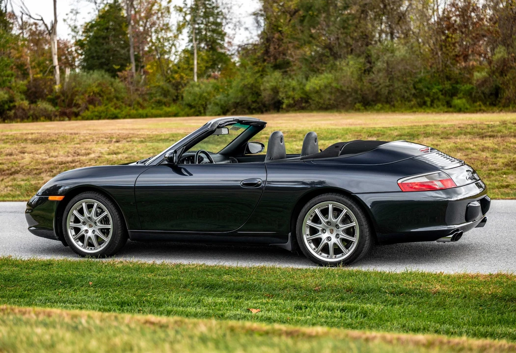 2004 Porsche 996 Carrera - Image 10 of 31