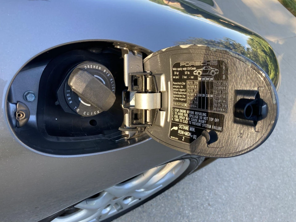 2004 Porsche 986 Boxster - Image 22 of 31