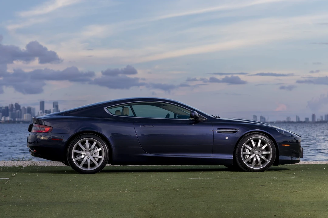 2005 Aston Martin DB9 - Image 15 of 31