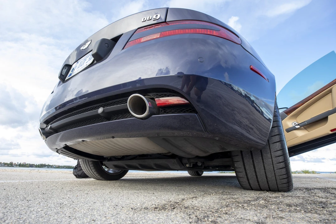 2005 Aston Martin DB9 - Image 29 of 31
