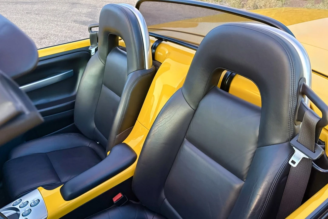 2005 Chevrolet SSR - Image 4 of 7