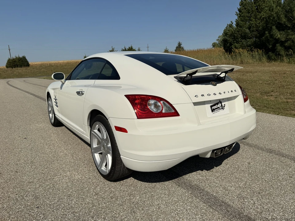 2005 Chrysler Crossfire - Image 13 of 31