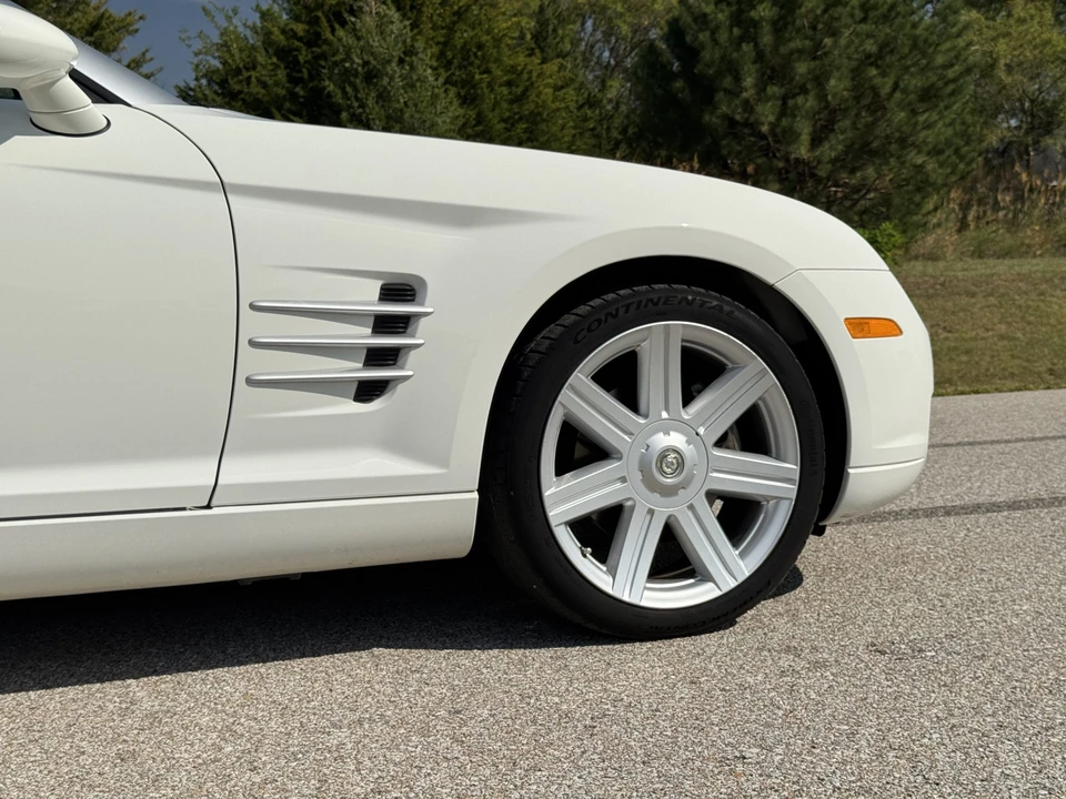 2005 Chrysler Crossfire - Image 30 of 31
