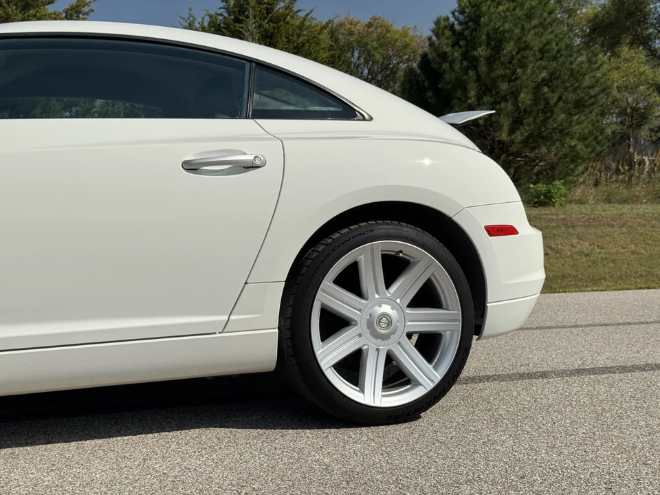 2005 Chrysler Crossfire - Image 31 of 31
