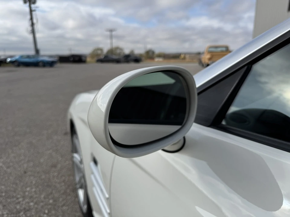 2005 Chrysler Crossfire - Image 26 of 31