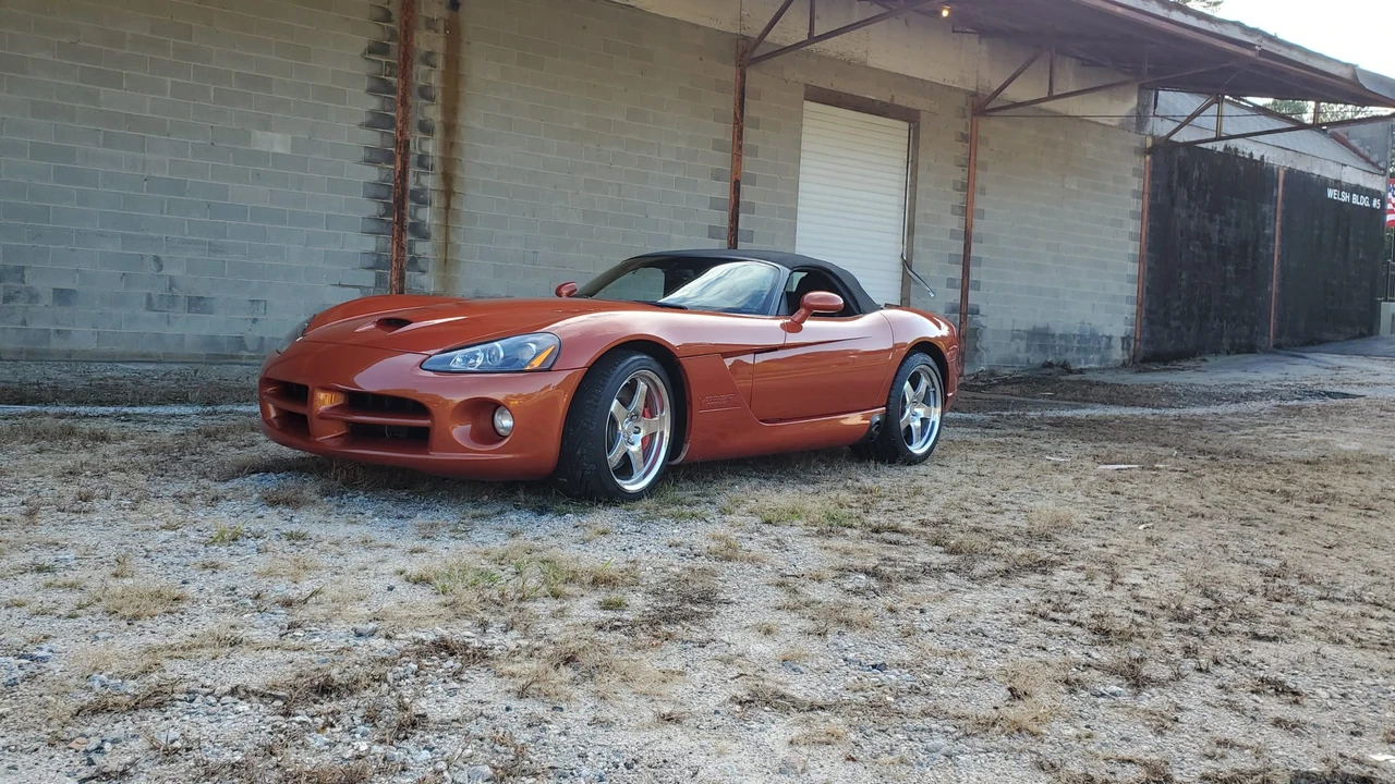 2005 Dodge Viper 3rd Gen - Image 29 of 31