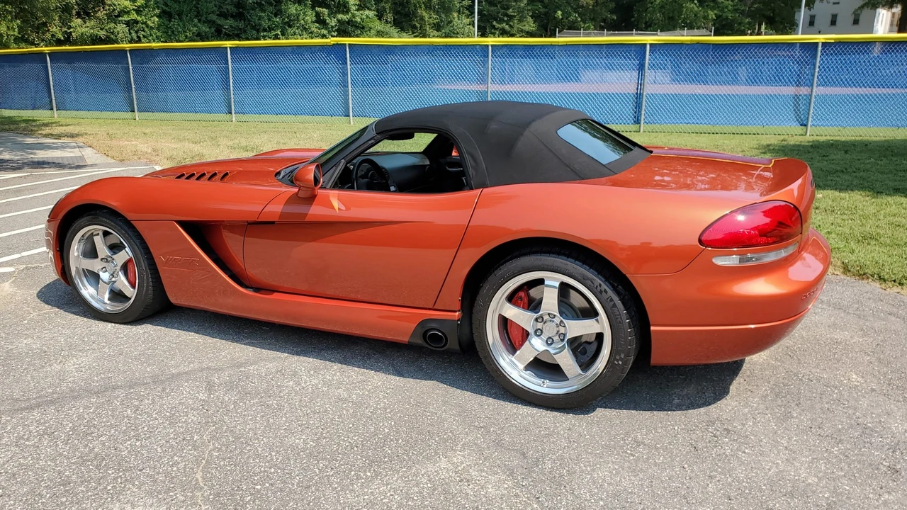 2005 Dodge Viper 3rd Gen - Image 27 of 31