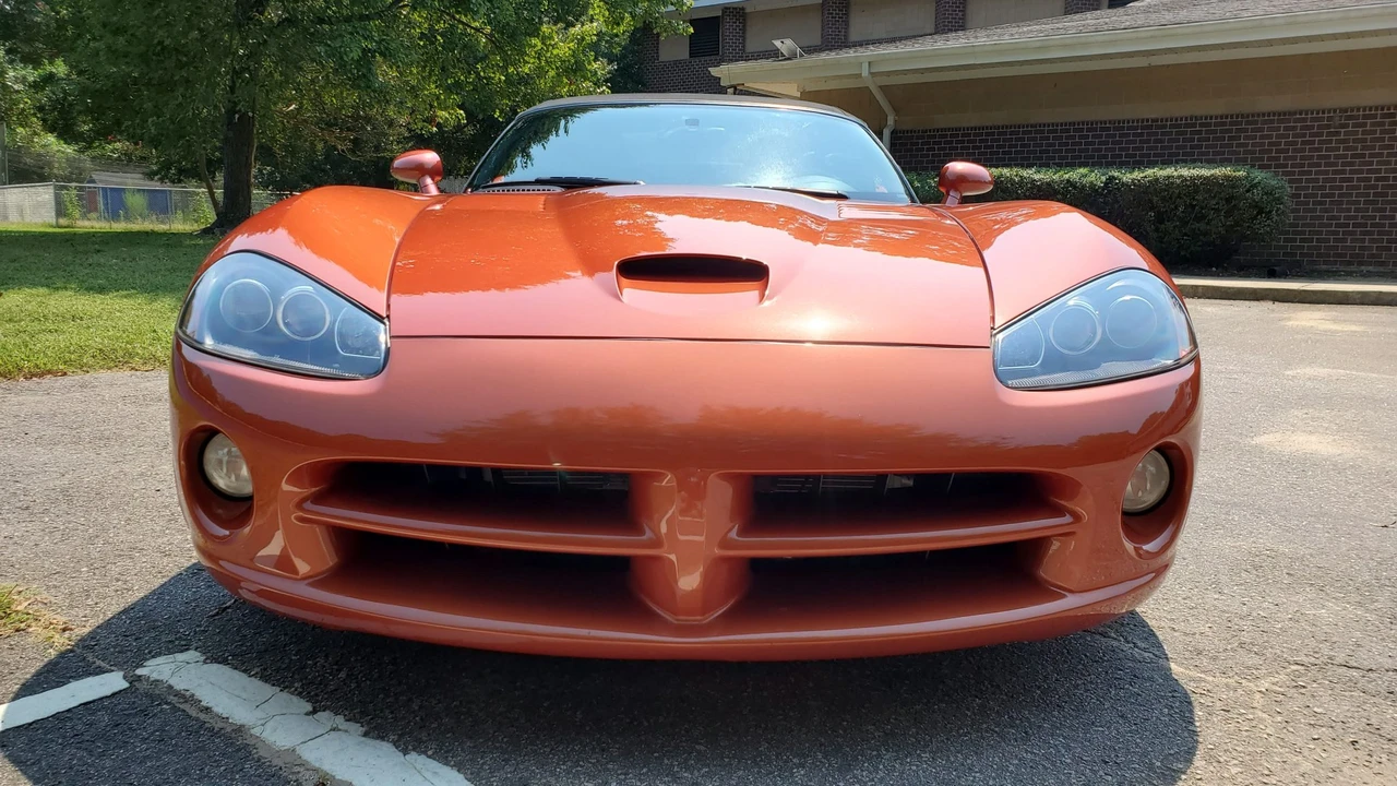 2005 Dodge Viper 3rd Gen - Image 15 of 31