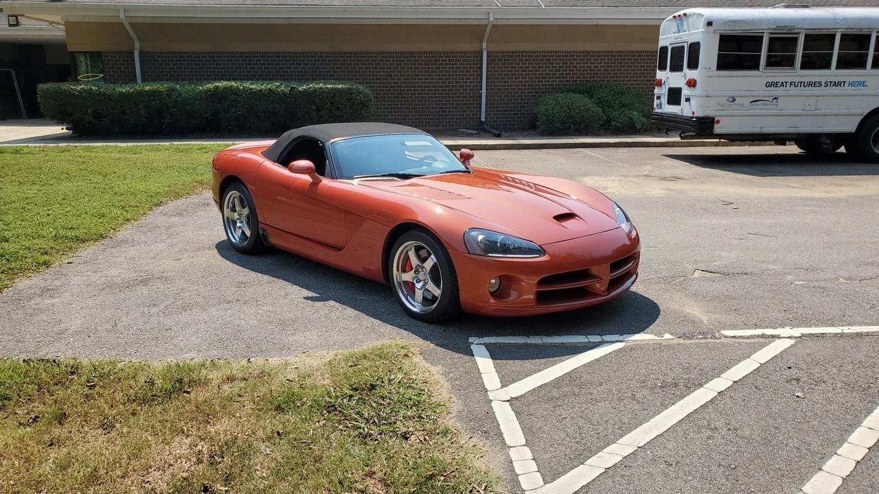 2005 Dodge Viper 3rd Gen - Image 17 of 31