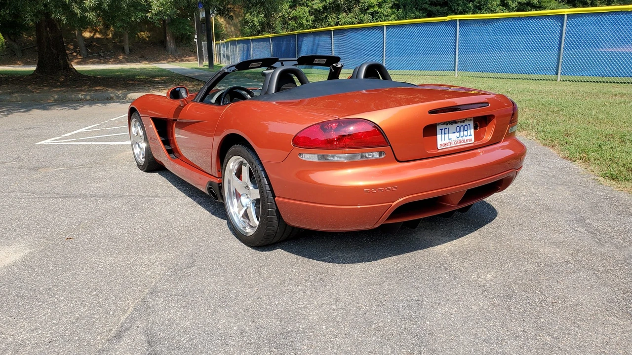 2005 Dodge Viper 3rd Gen - Image 7 of 31