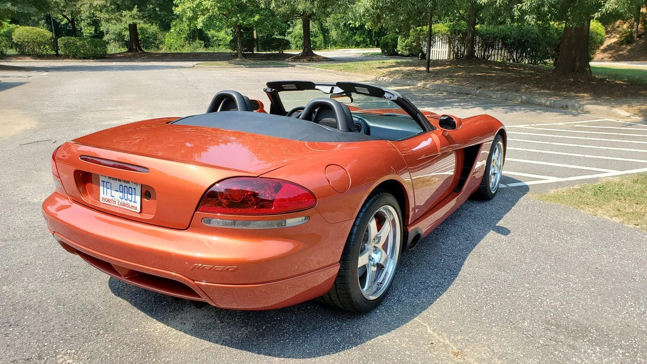 2005 Dodge Viper 3rd Gen - Image 5 of 31