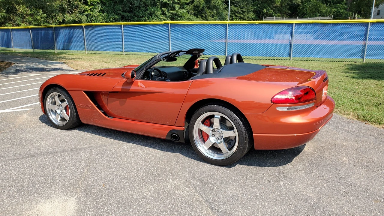 2005 Dodge Viper 3rd Gen - Image 8 of 31