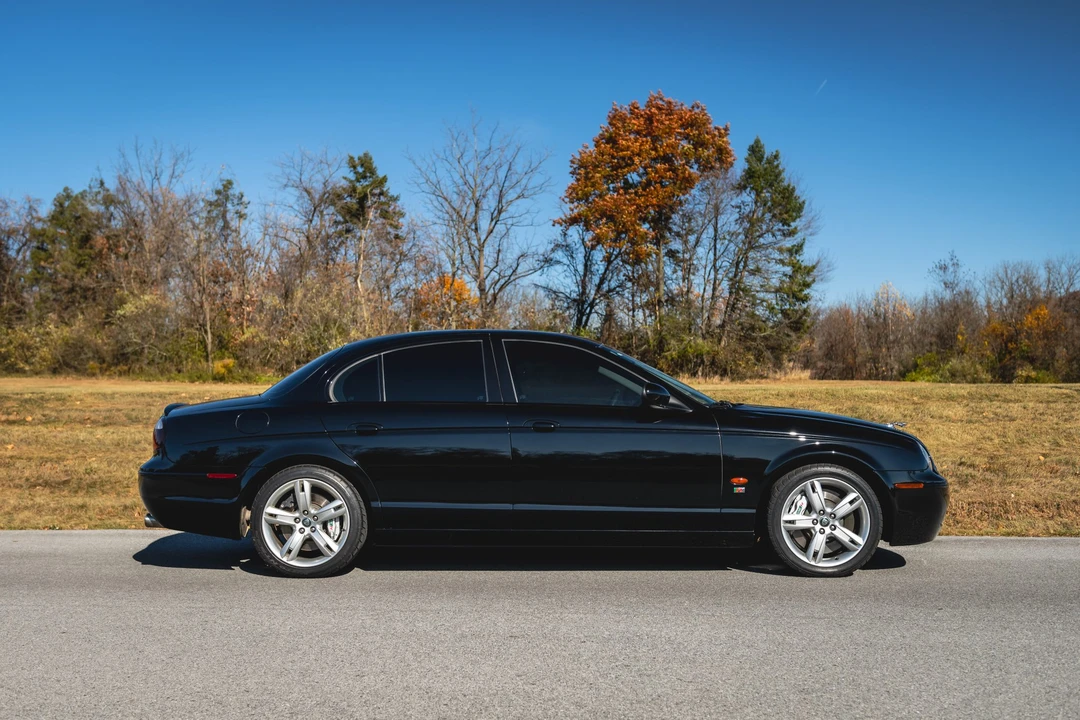 2005 Jaguar S-Type 2nd Gen - Image 28 of 31