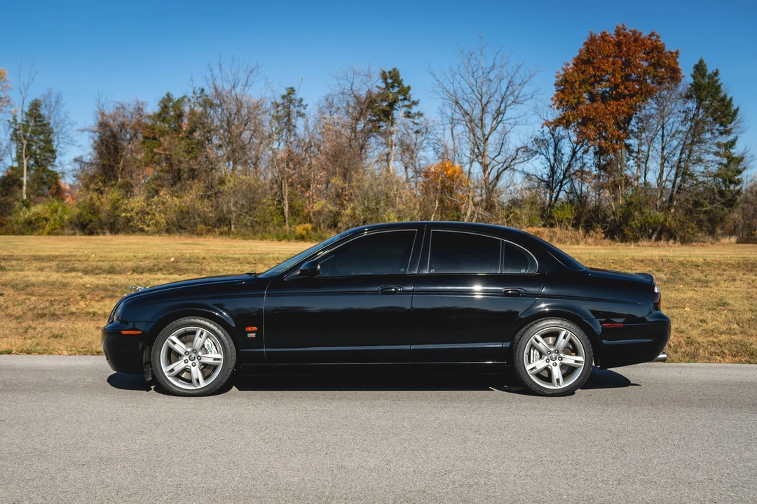 2005 Jaguar S-Type 2nd Gen - Image 17 of 31