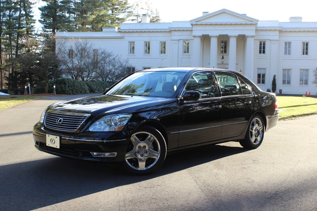 2005 Lexus LS 3rd Gen - Image 21 of 31