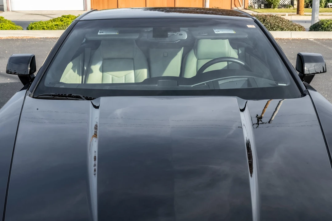 2006 Cadillac XLR-V - Image 22 of 31