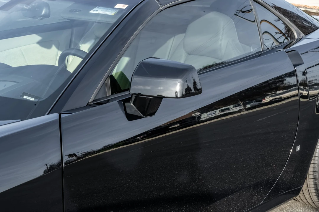 2006 Cadillac XLR-V - Image 27 of 31