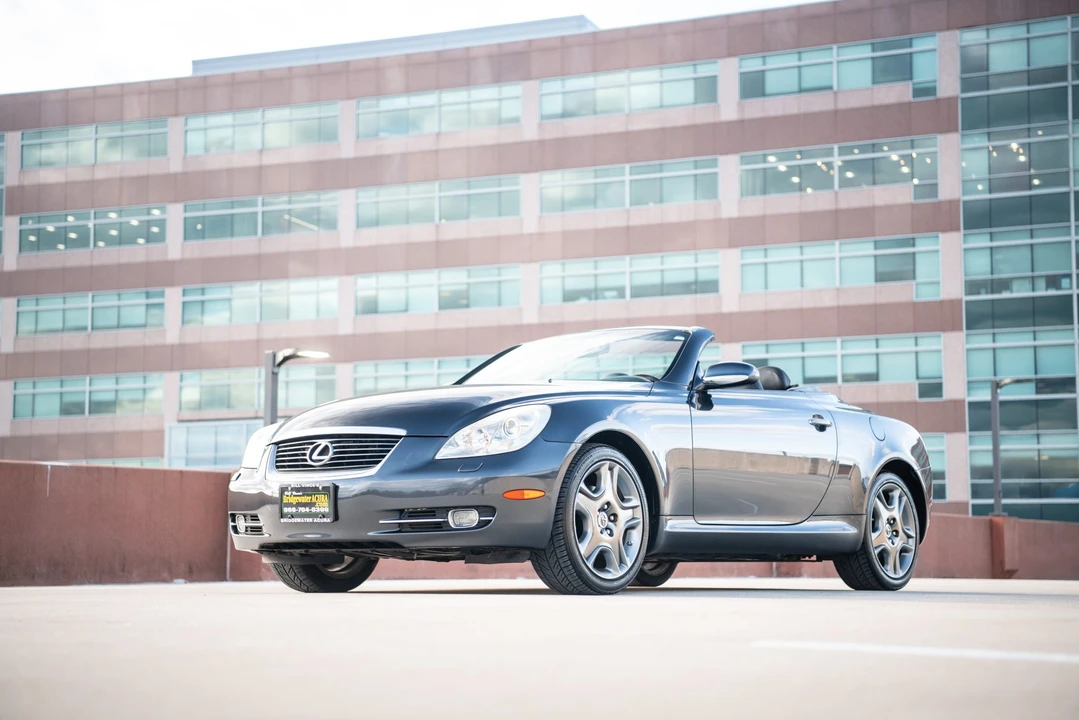 2006 Lexus SC430 - Image 3 of 31