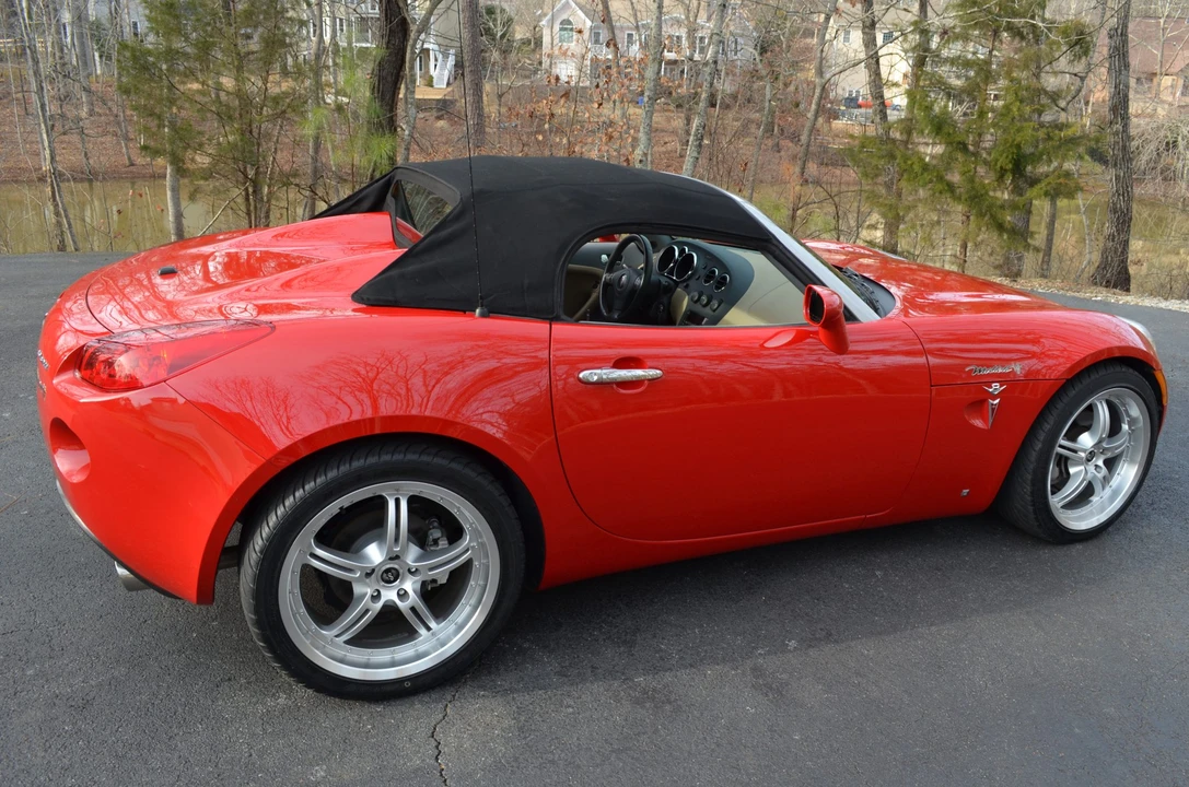 2006 Pontiac Solstice - Image 15 of 31
