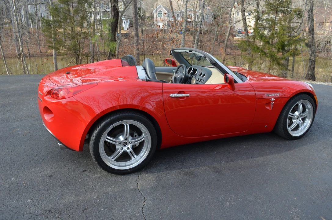 2006 Pontiac Solstice - Image 16 of 31