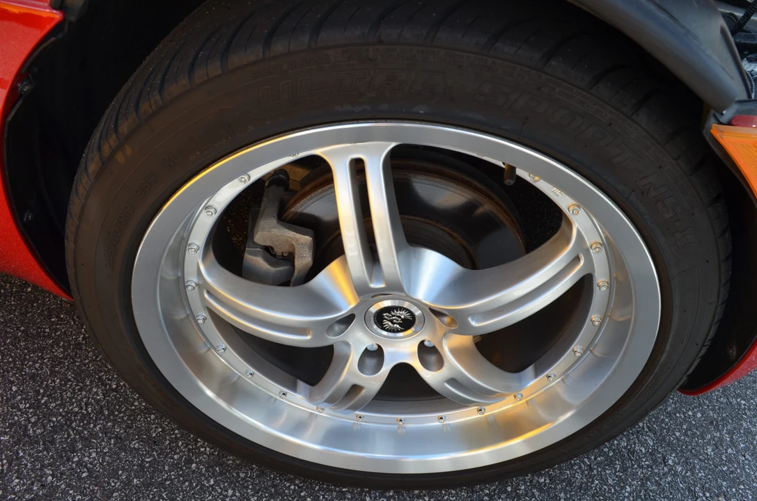 2006 Pontiac Solstice - Image 28 of 31