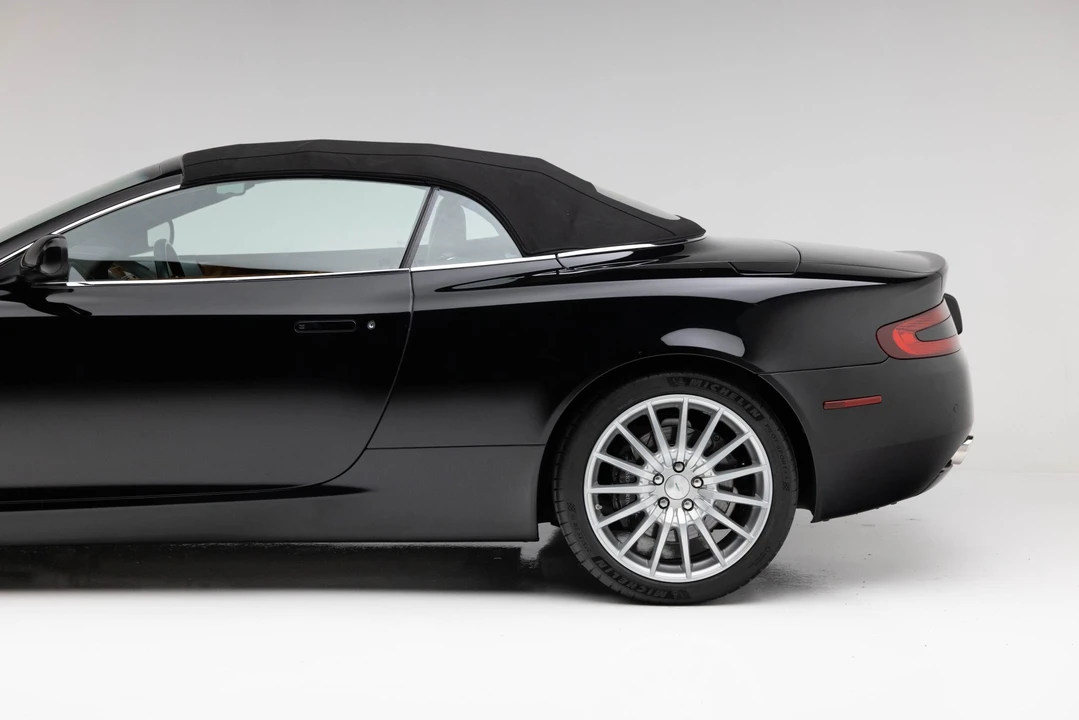 2007 Aston Martin DB9 - Image 25 of 31