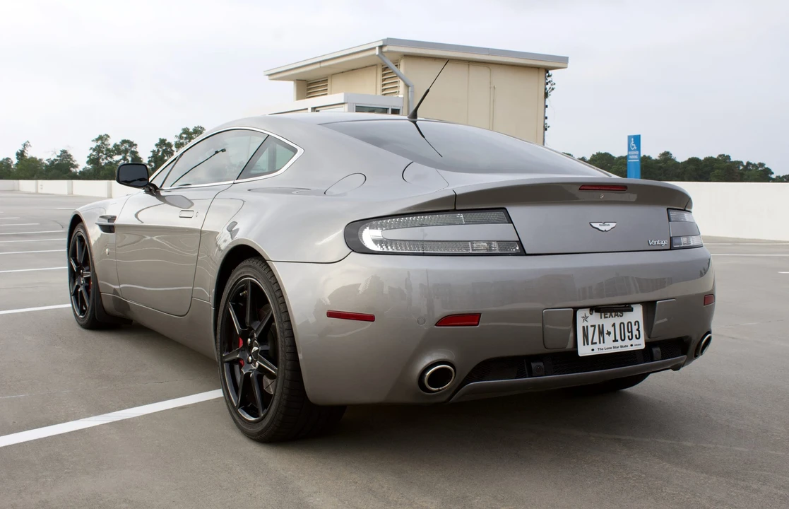2007 Aston Martin V8 Vantage (2006-2017) - Image 5 of 31
