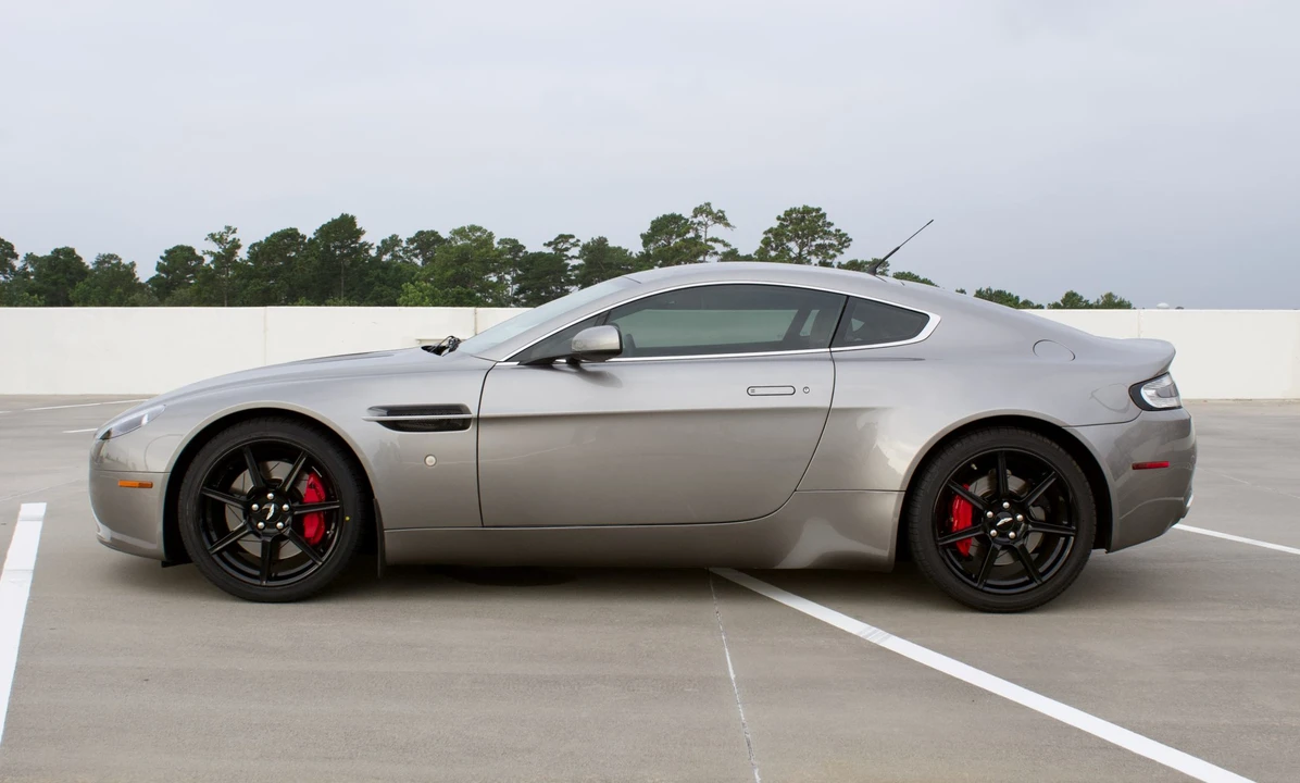 2007 Aston Martin V8 Vantage (2006-2017) - Image 3 of 31