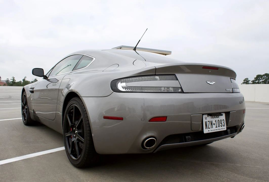 2007 Aston Martin V8 Vantage (2006-2017) - Image 4 of 31