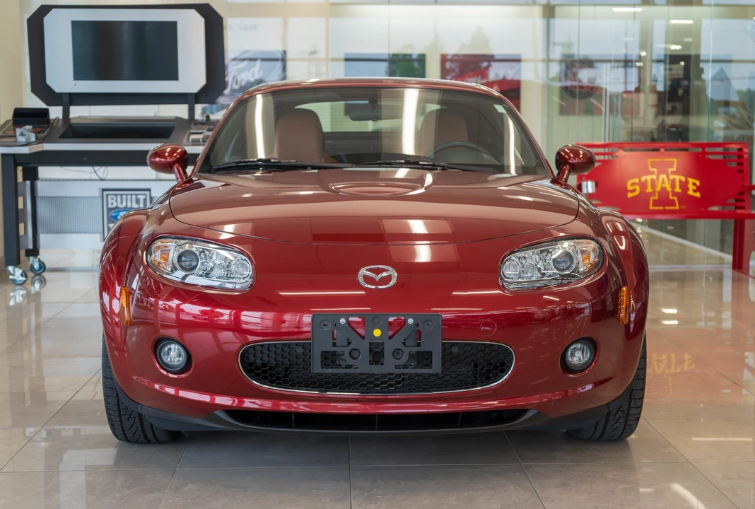 2007 Mazda NC MX-5 Miata - Image 8 of 31