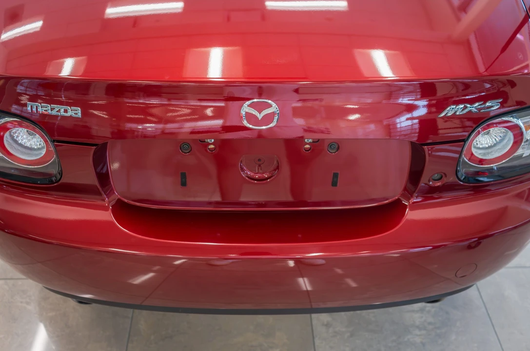 2007 Mazda NC MX-5 Miata - Image 28 of 31
