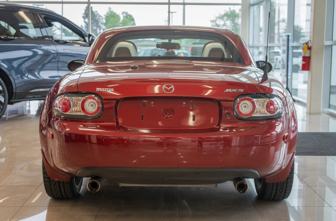 2007 Mazda NC MX-5 Miata - Image 5 of 31