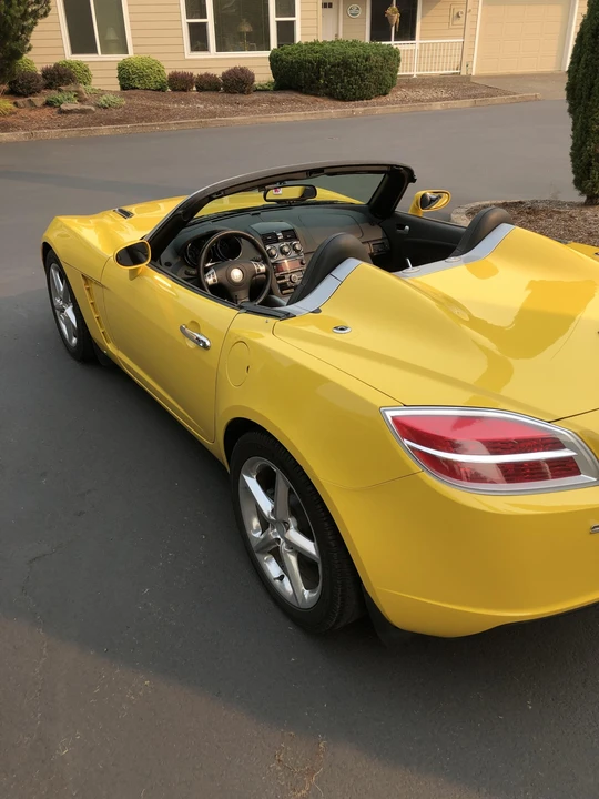 2007 Saturn Sky - Image 14 of 31
