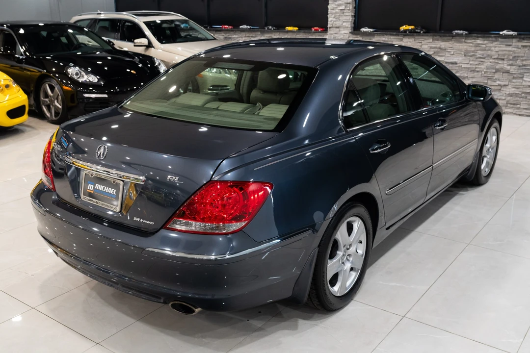 2008 Acura RL 2nd Gen - Image 31 of 31