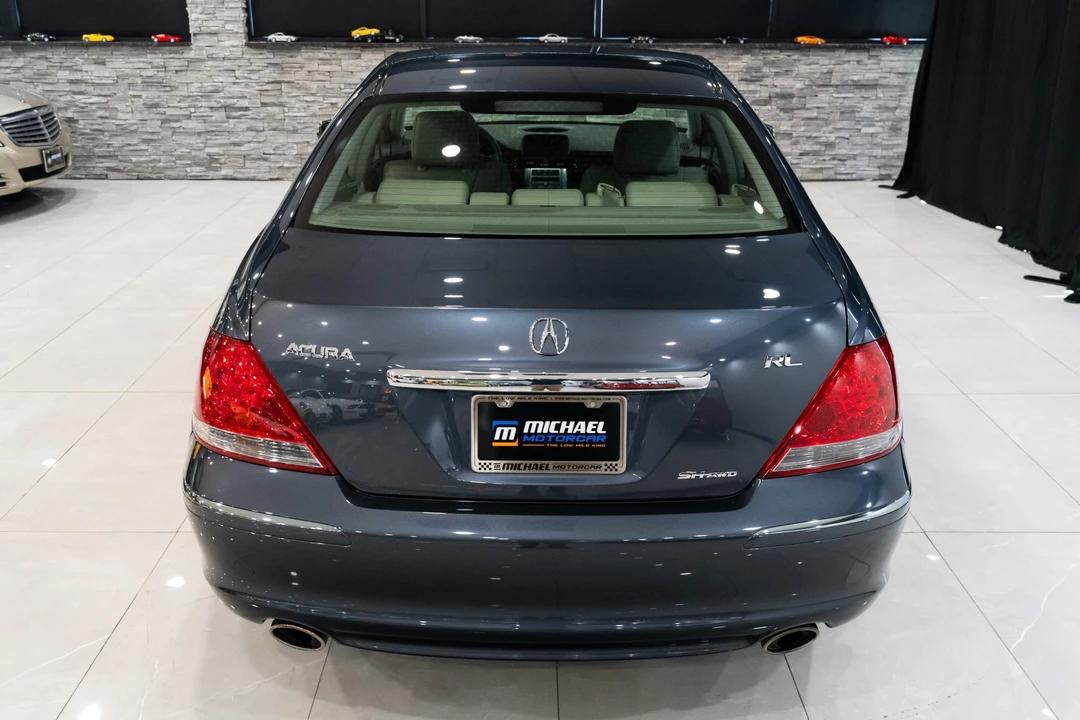 2008 Acura RL 2nd Gen - Image 24 of 31