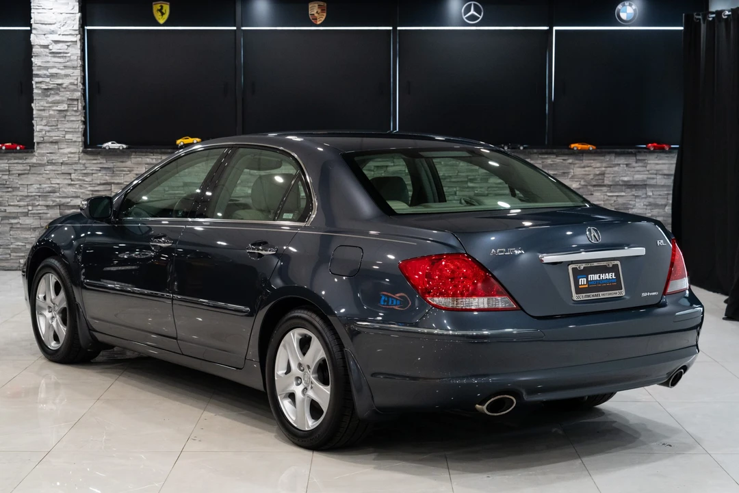 2008 Acura RL 2nd Gen - Image 20 of 31