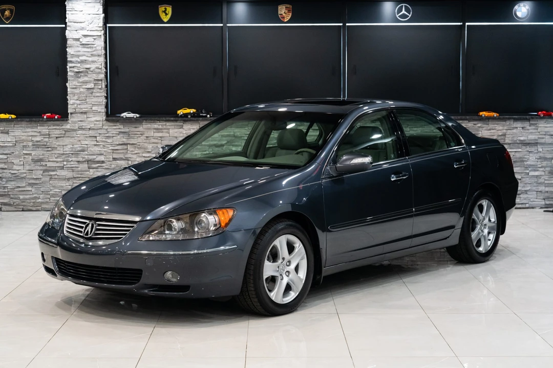 2008 Acura RL 2nd Gen - Image 7 of 31
