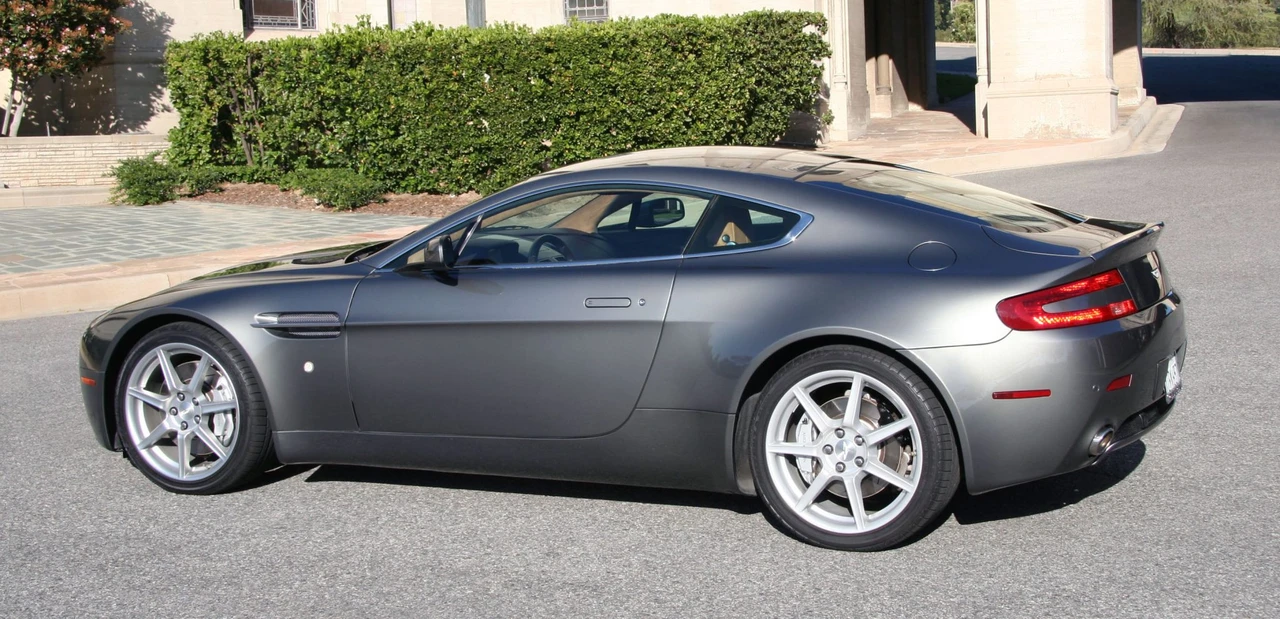 2008 Aston Martin V8 Vantage (2006-2017) - Image 12 of 31