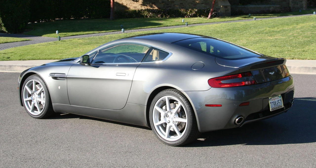 2008 Aston Martin V8 Vantage (2006-2017) - Image 11 of 31