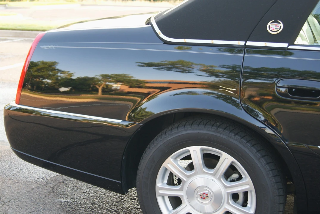 2008 Cadillac DTS - Image 20 of 31