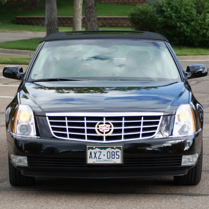 2008 Cadillac DTS - Image 8 of 31
